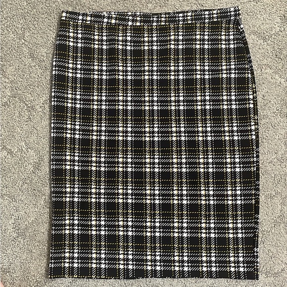 Shannas Threads Dresses & Skirts - Shannas Threads Plaid Skirt